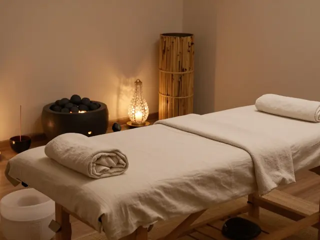 Vybavení masážní místnosti pro tantra salon: Kompletní seznam na měřítko